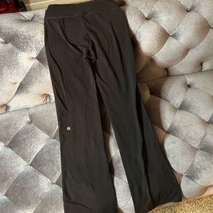 Lululemon flared yoga pants